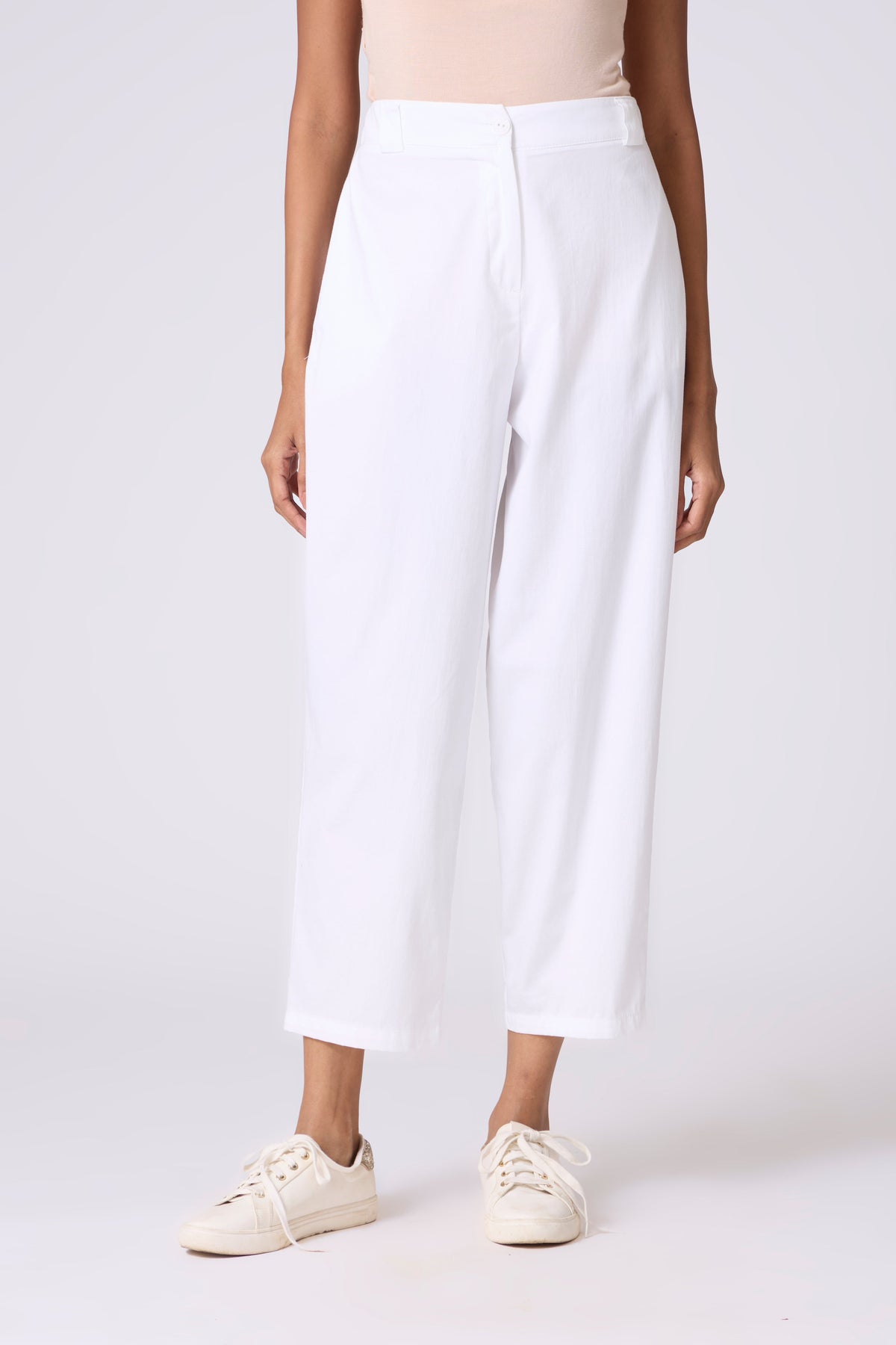 Classic Narrow Leg Capris - White