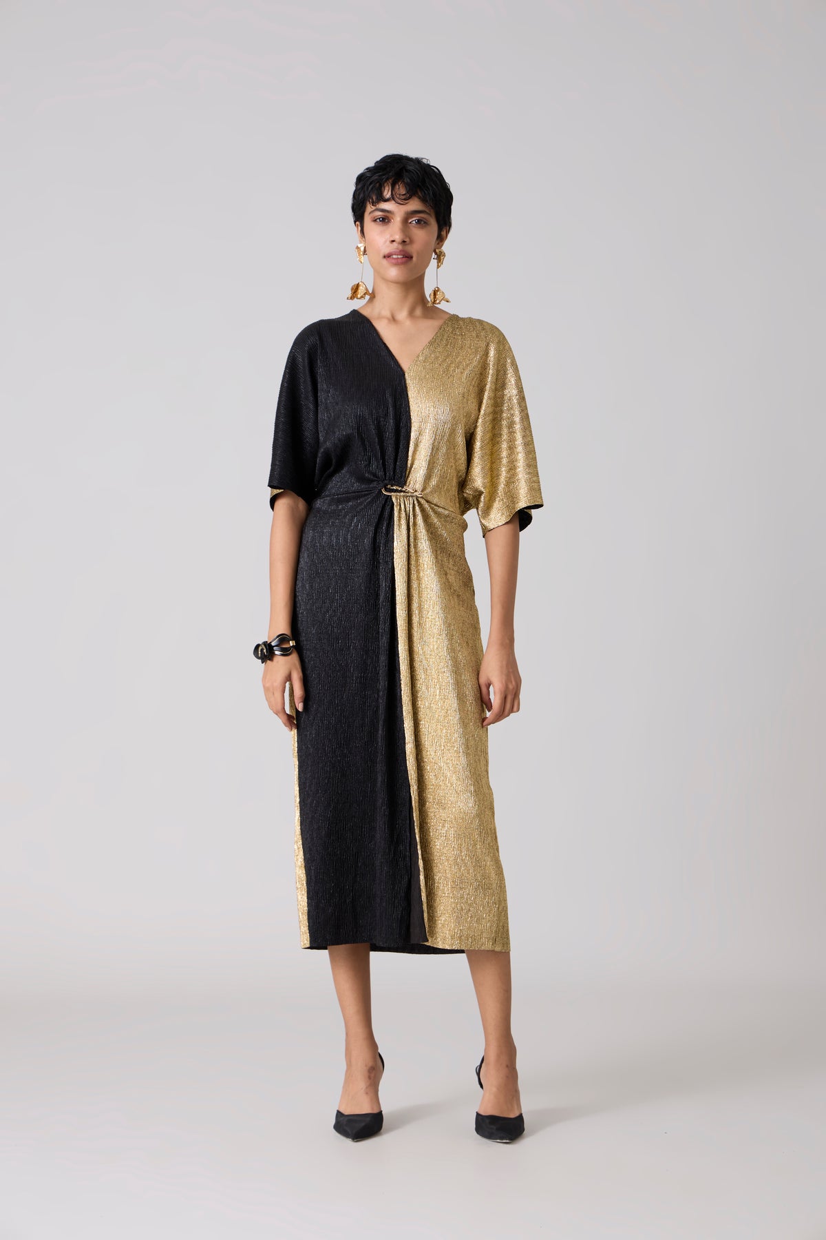 Cecil Midi Textured Metallic Dress - Gold & Black