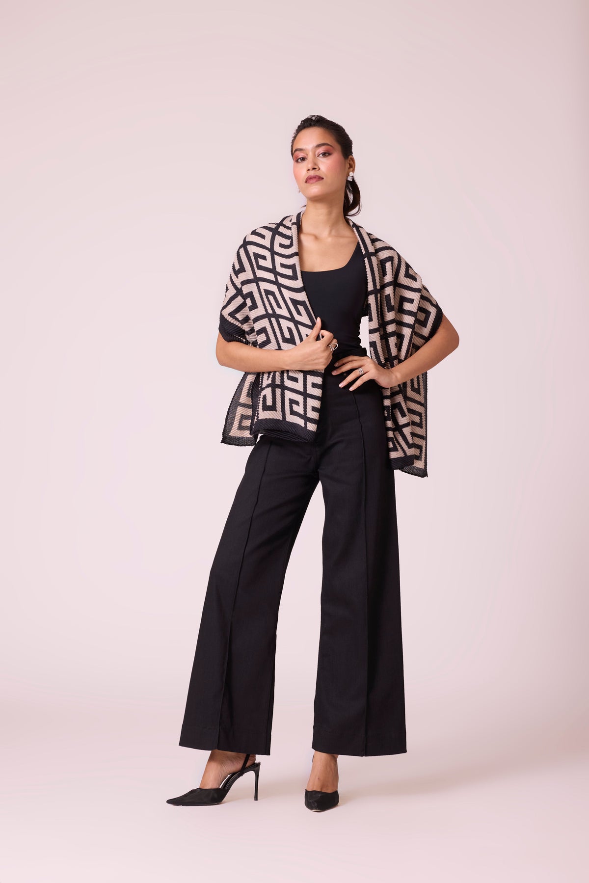 Printed Scarf - Beige & Black